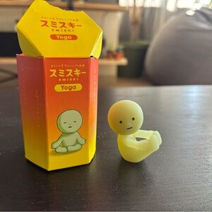 [NEW] [SOLD] Smiski Yoga Series Ship Pose